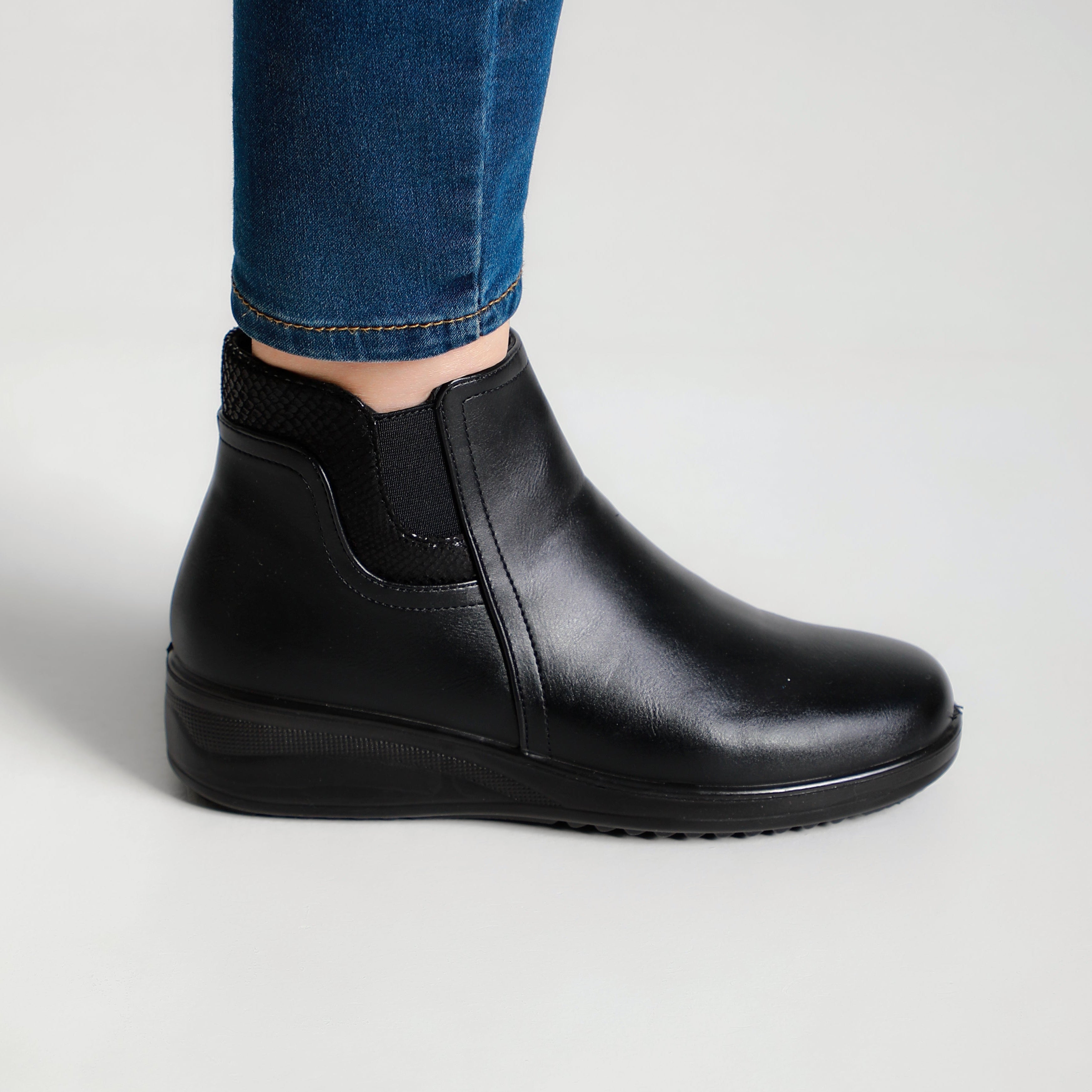 Ines - Stivaletto comodo Donna