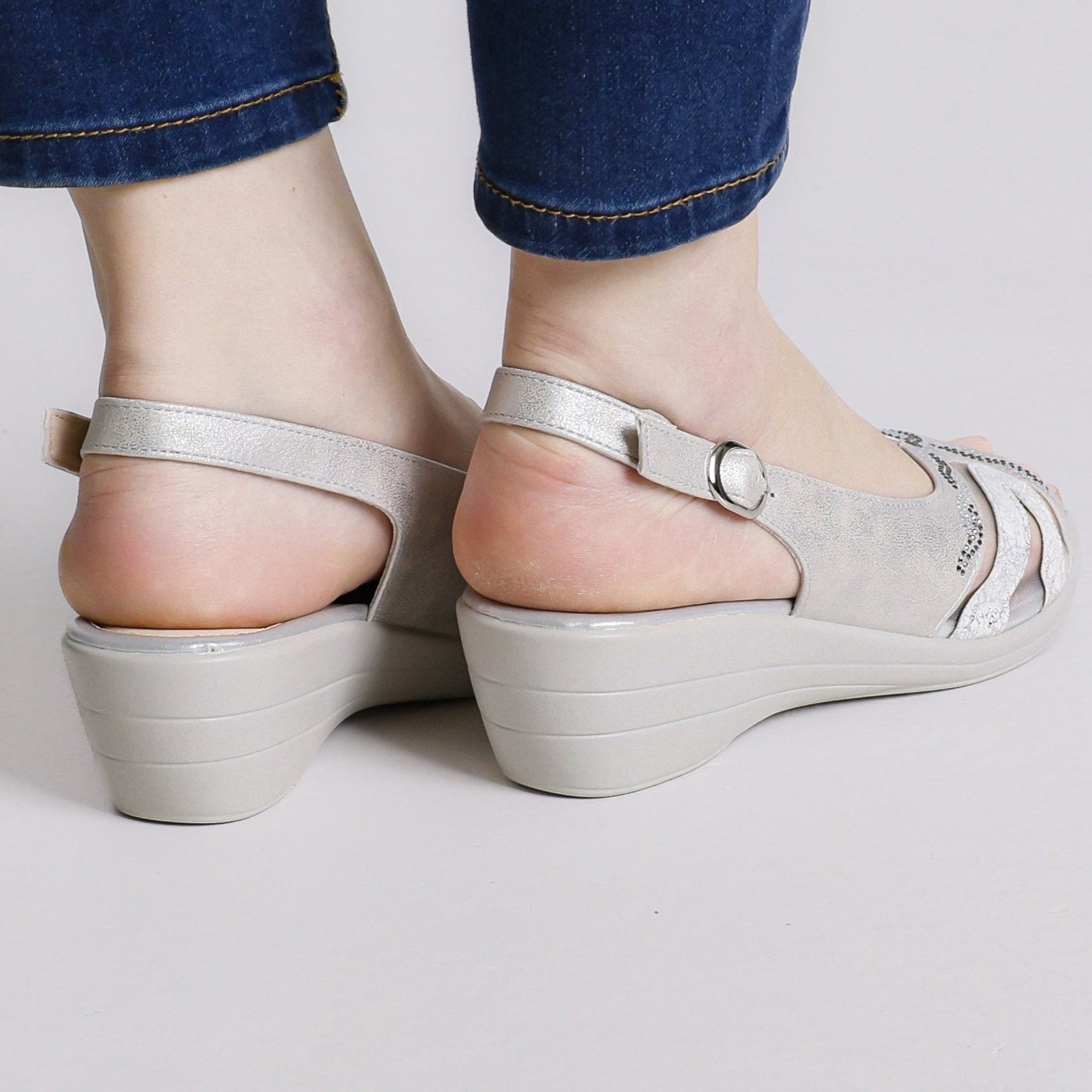 Delia - Sandalo Comodo Da Donna