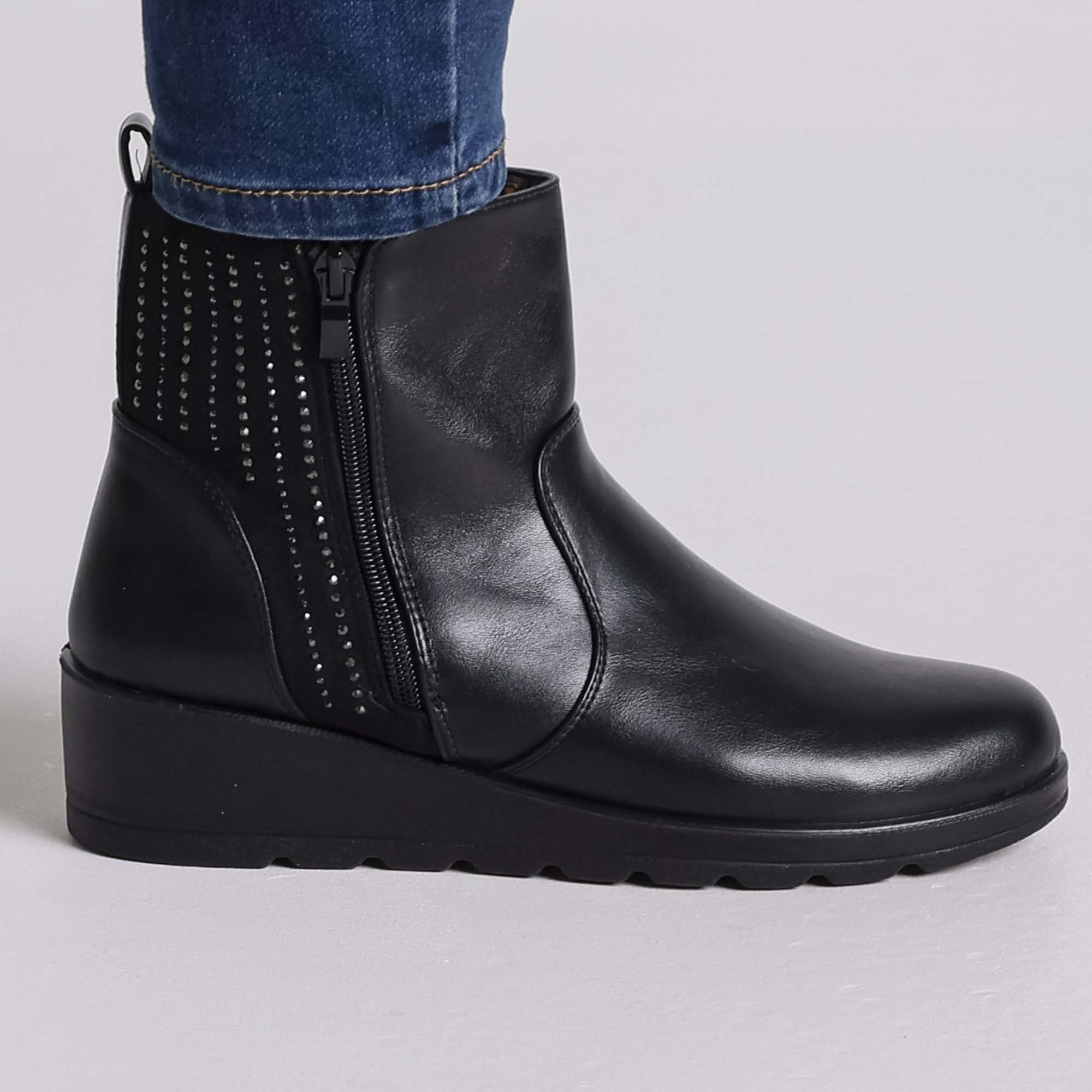 Paola - Stivaletto con zeppa Donna