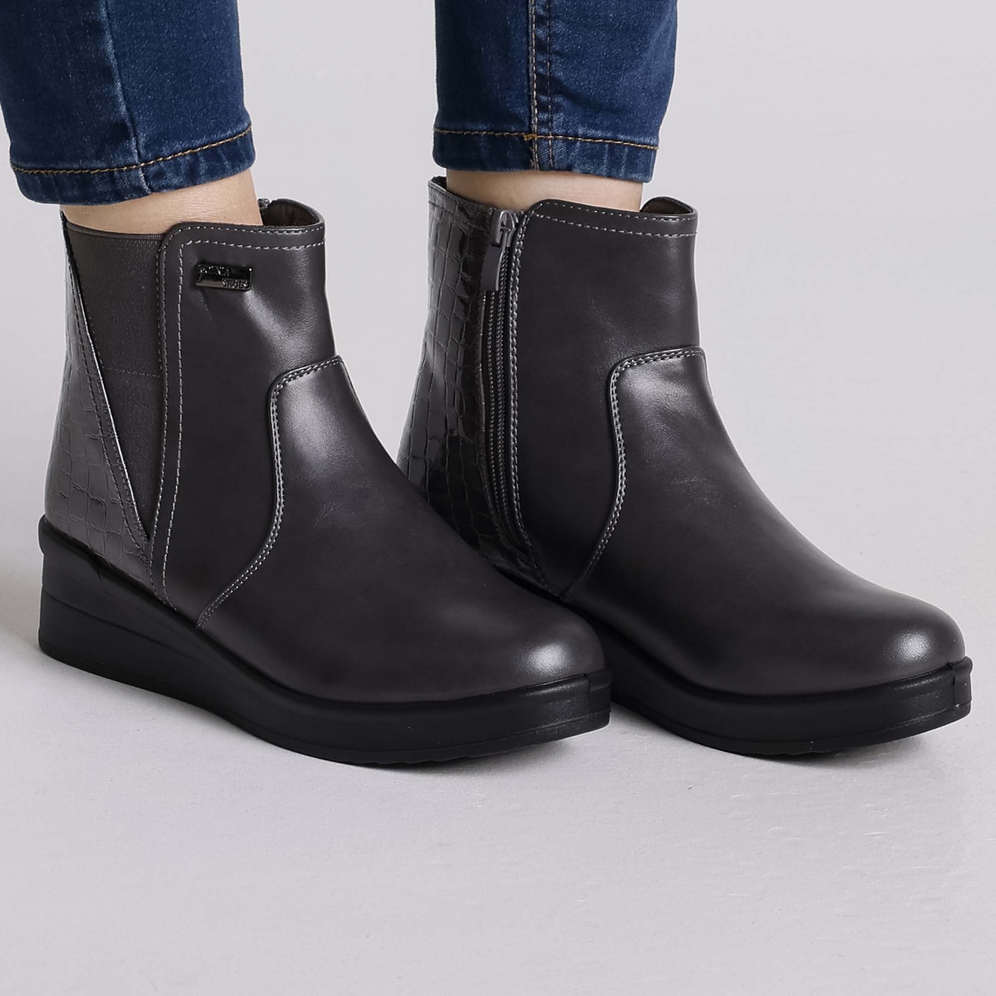 Gloria - Stivaletto comodo con zip