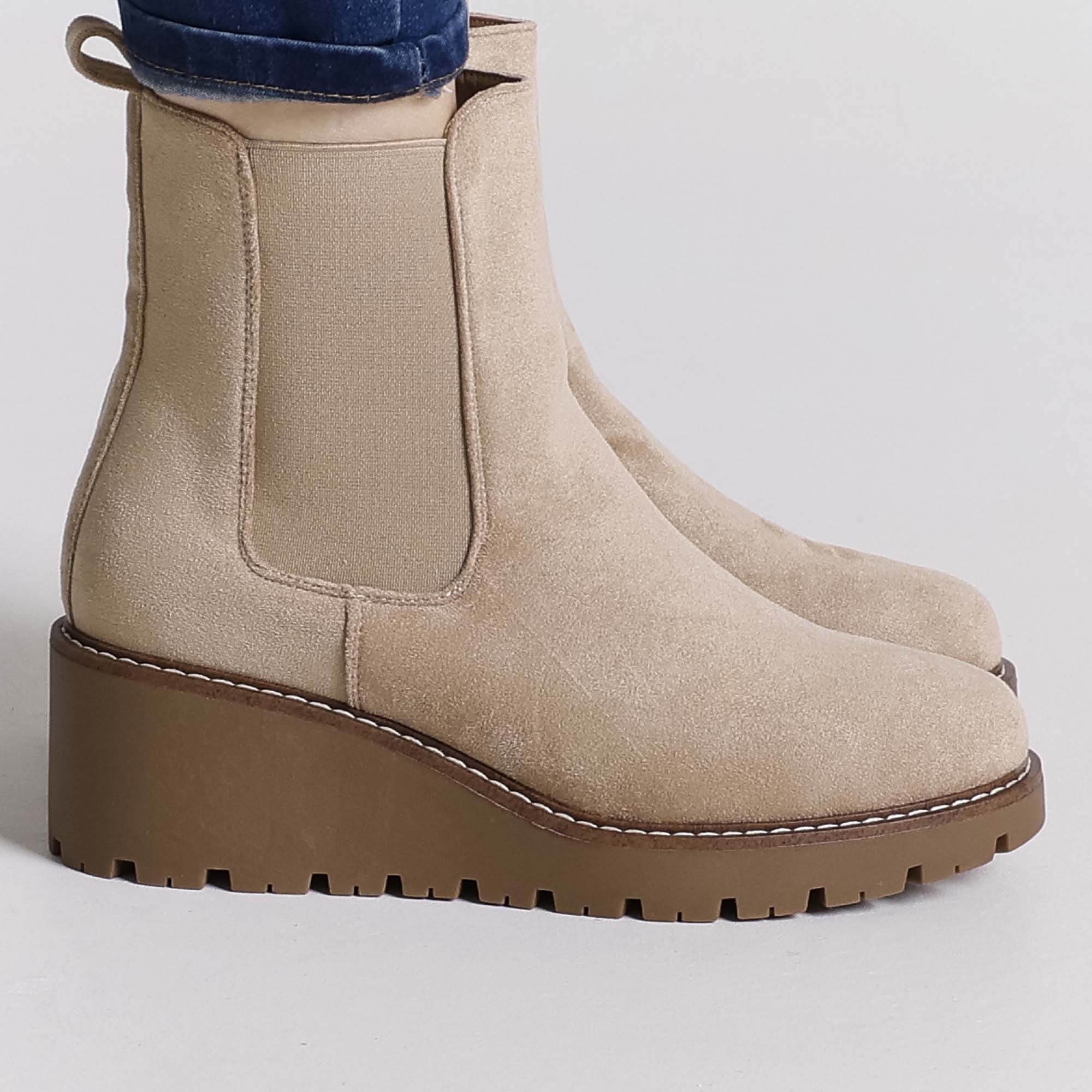 Petra - Stivaletto Comodo con zeppa