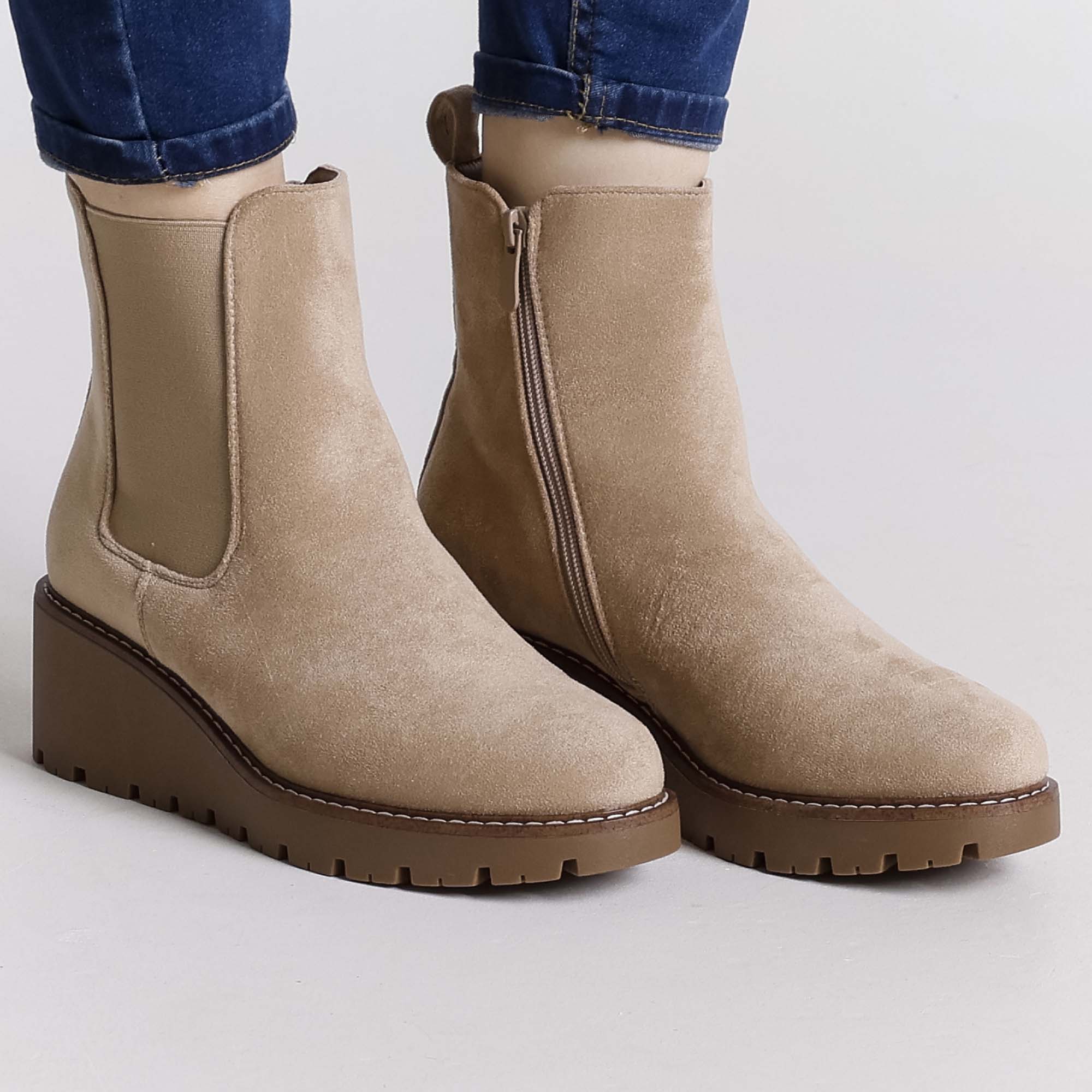 Petra - Stivaletto Comodo con zeppa