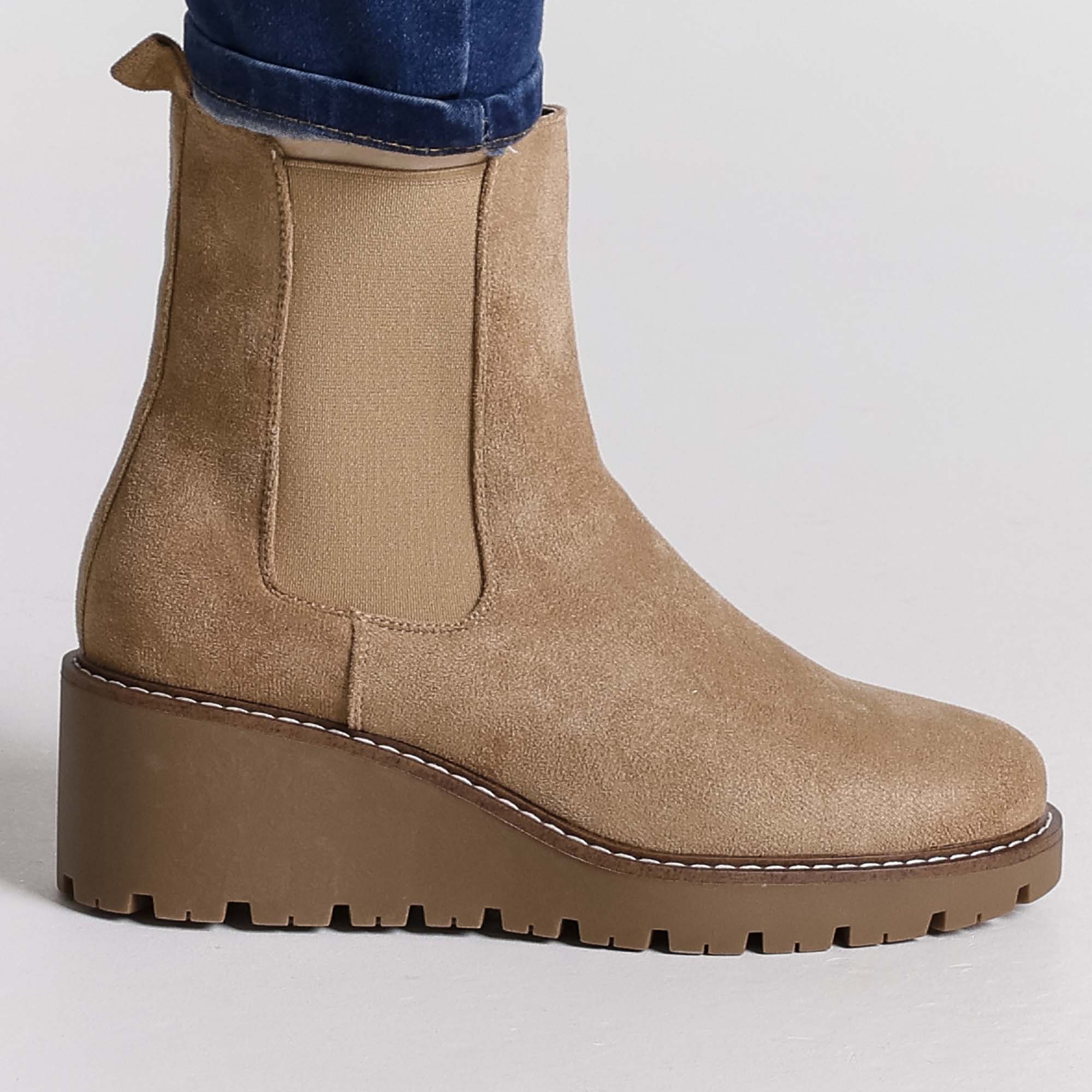 Petra - Stivaletto Comodo con zeppa