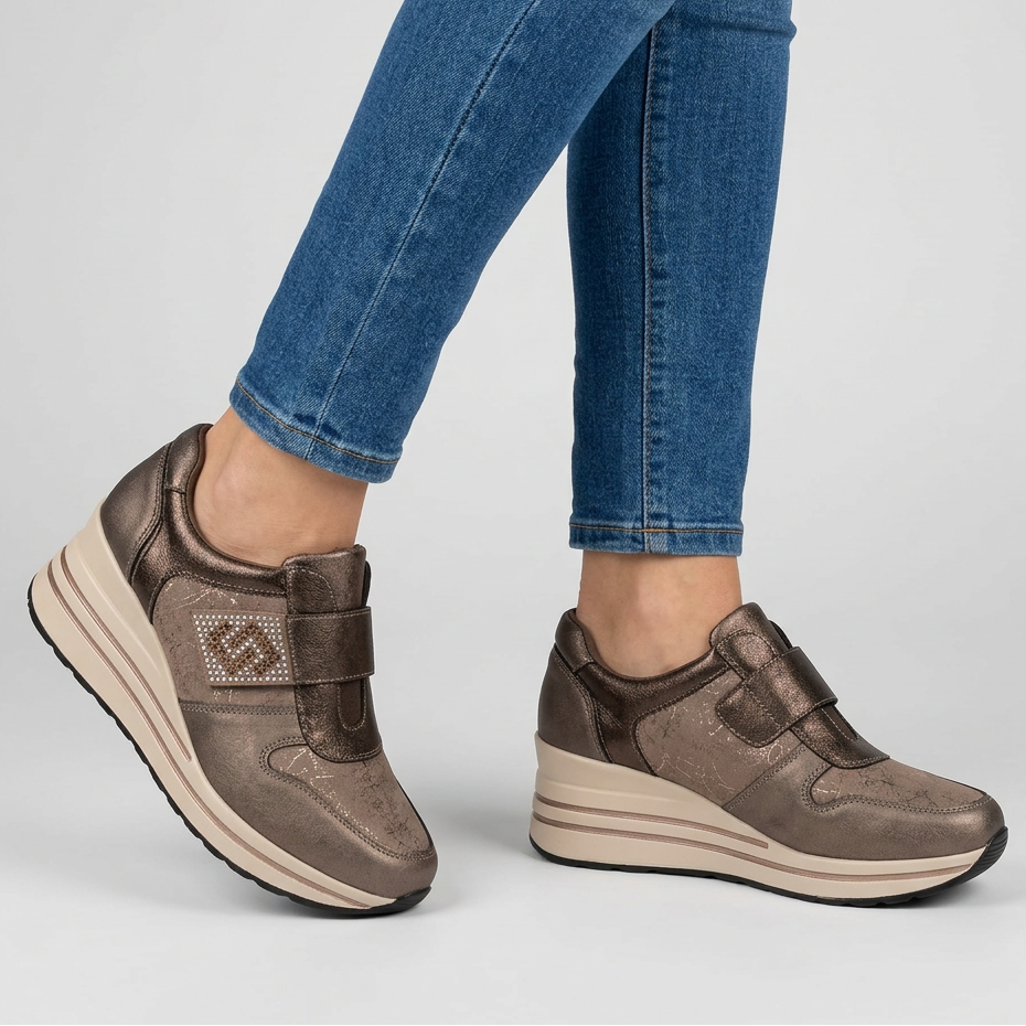 Zelinda - Sneakers comoda donna con zeppa