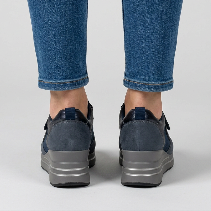 Zelinda - Sneakers comoda donna con zeppa