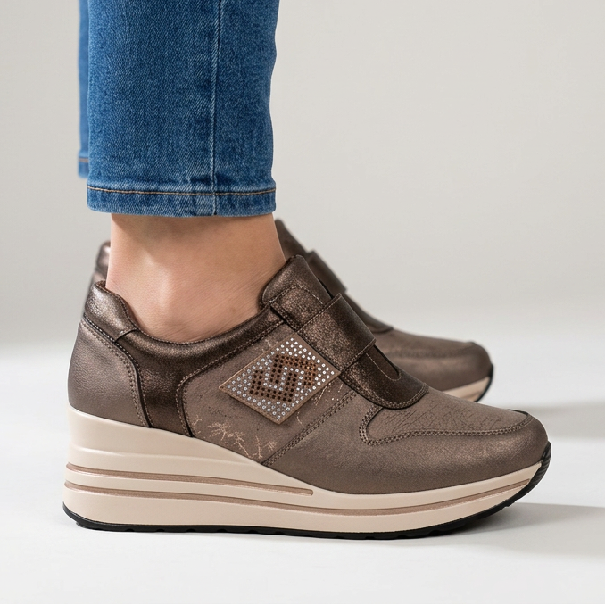 Zelinda - Sneakers comoda donna con zeppa